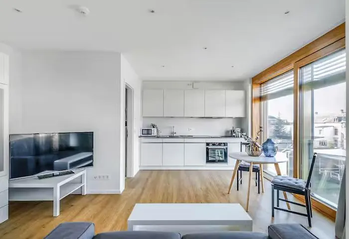 Bright & Spacious 1-bedroom In Kirchberg 6rdk Apartamento *