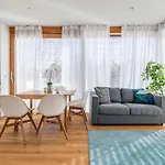 Bright & Spacious 1-bedroom In Kirchberg 6rdk