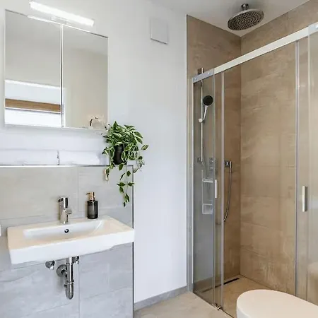 Bright & Spacious 1-bedroom In Kirchberg 6rdk * 룩셈부르크