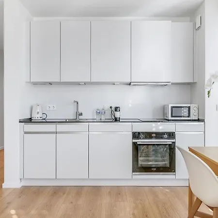 Bright & Spacious 1-bedroom In Kirchberg 6rdk * 룩셈부르크