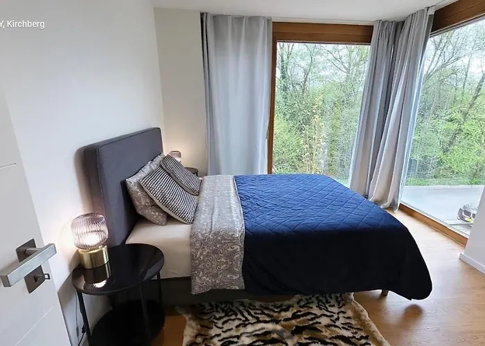 Lägenhet Bright & Spacious 1-bedroom In Kirchberg 6rdk *